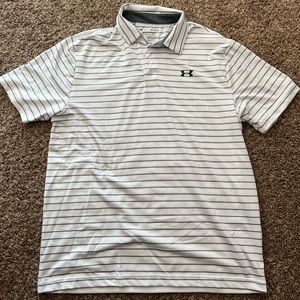 Men size large under armor polo